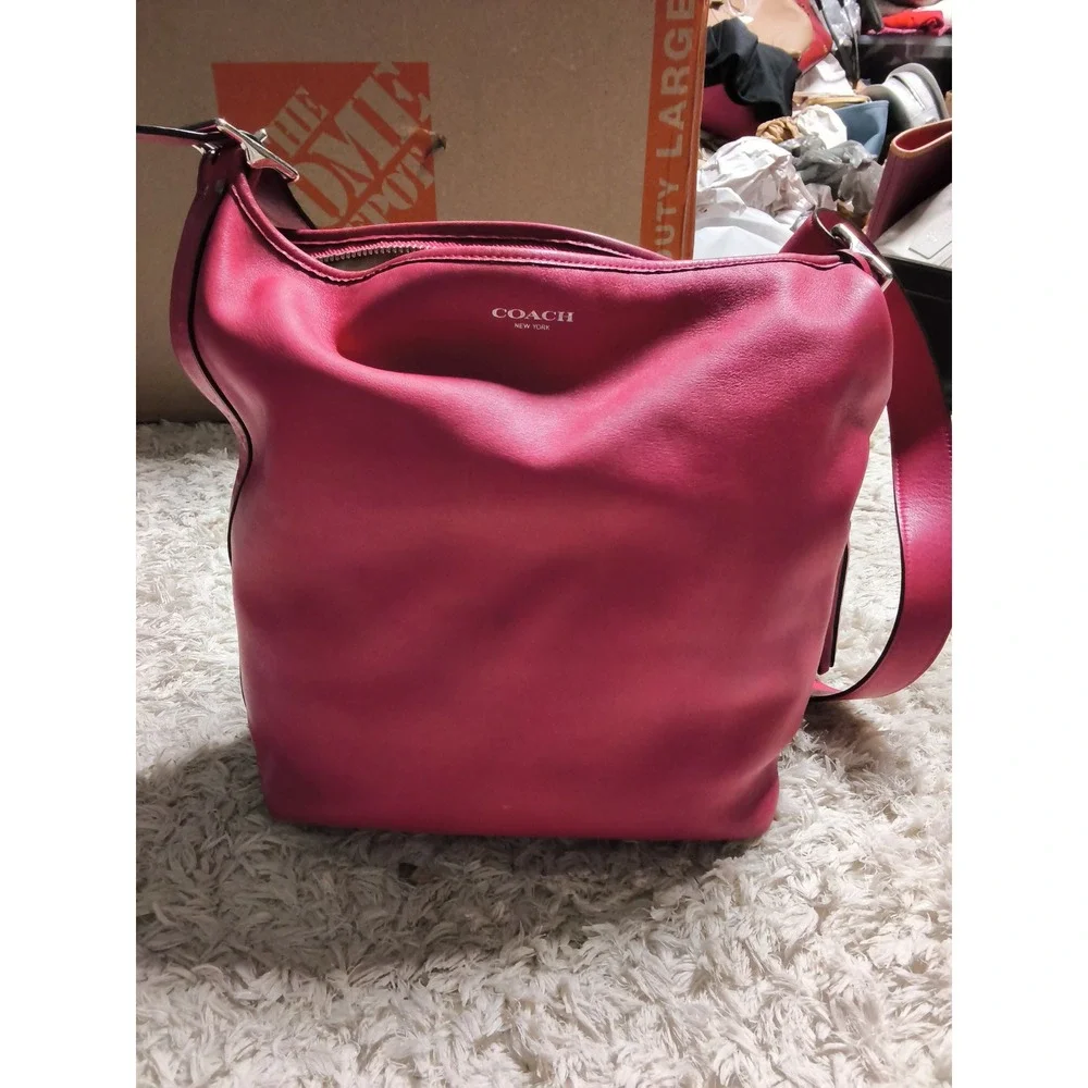 39.Coach Pink Leather Hobo Shoulder Bag F1381-19889 Silver Hardware